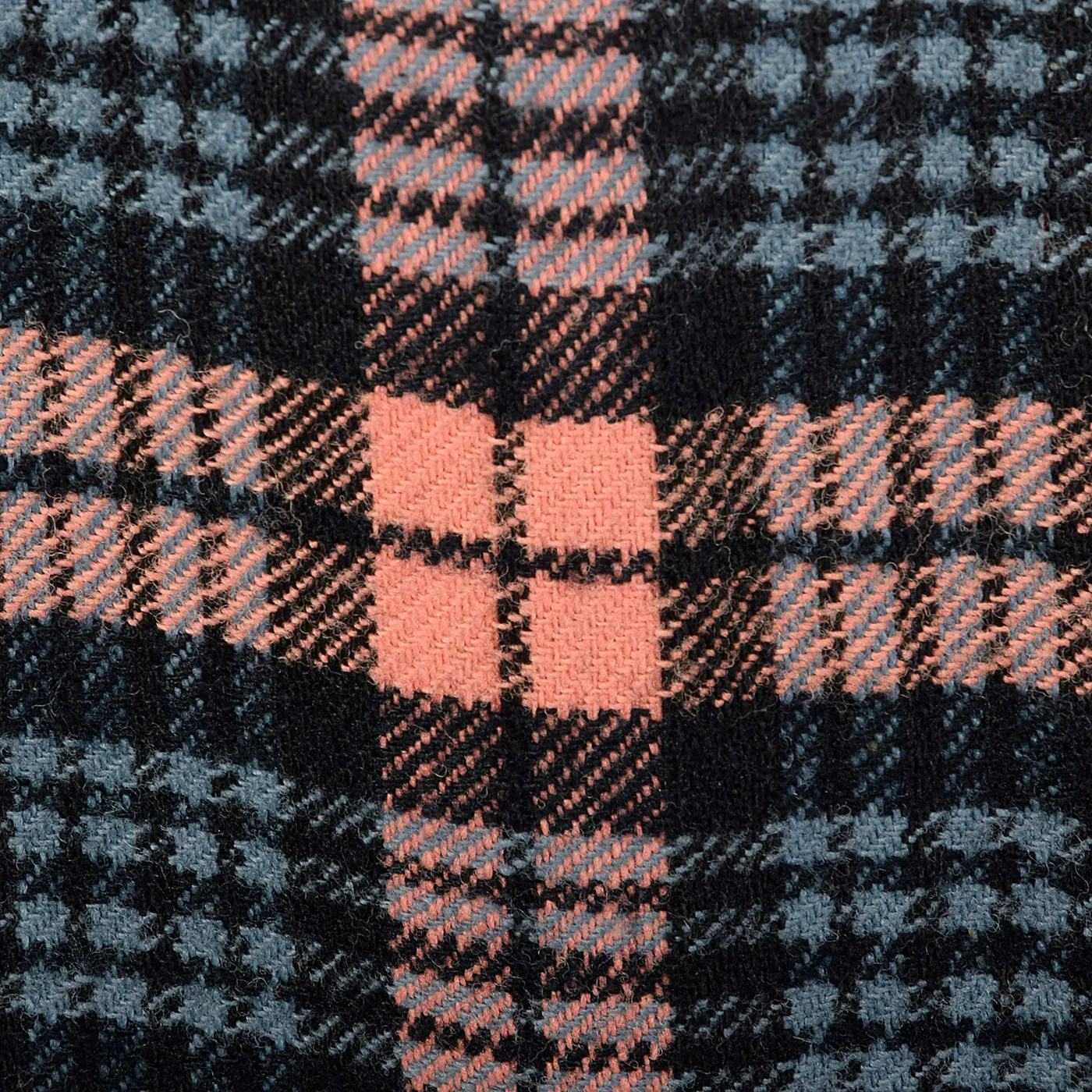 1940s Wool Pencil Skirt in Pink and Blue Plaid