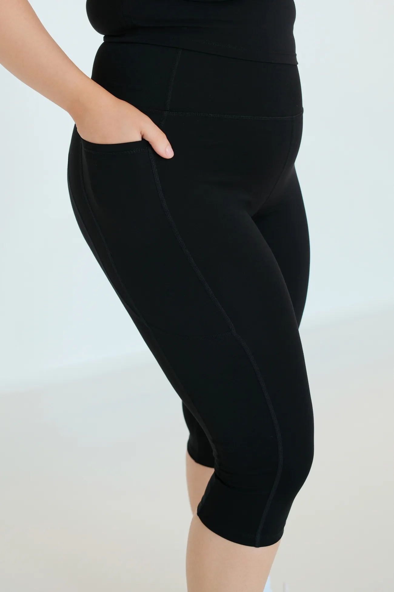 Ardor Capri V2 Highwaisted Leggings - Black