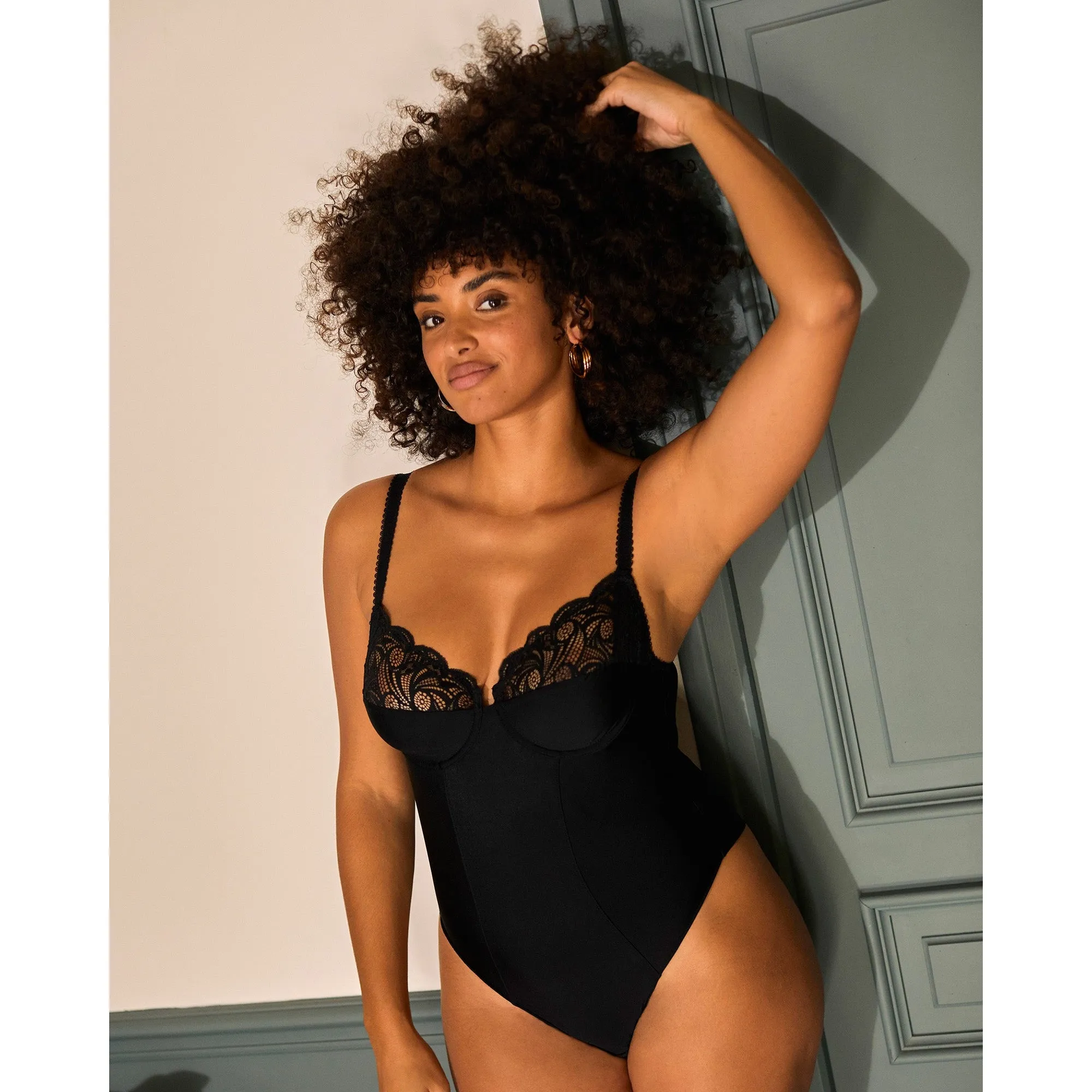 Ariane Underwire Thong Bodysuit With Lace