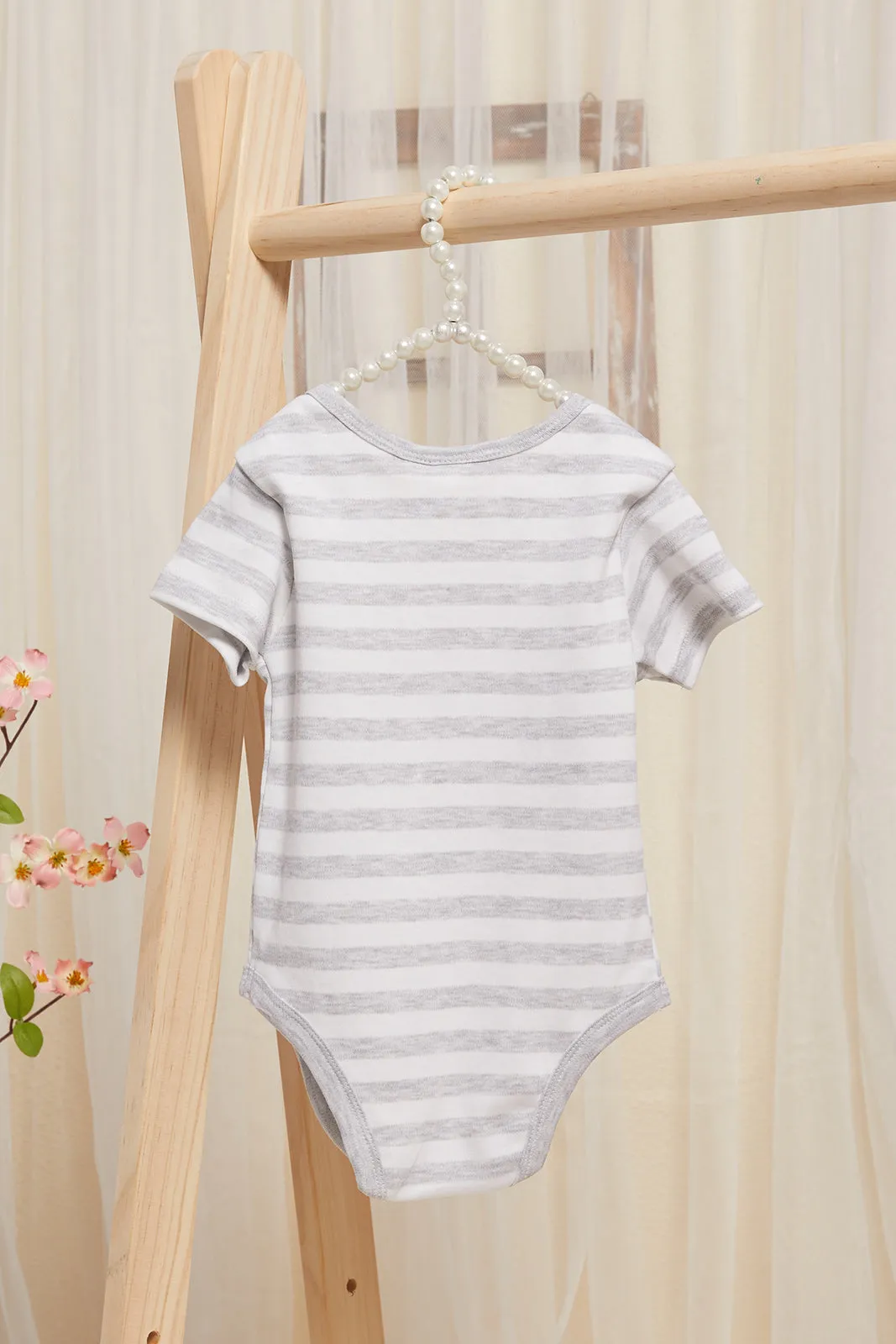 Baby Grey And White Printed Bodysuit Set (Pack Of 3)