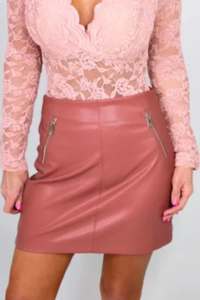 Diva Moment Faux Leather Skirt - Mauve