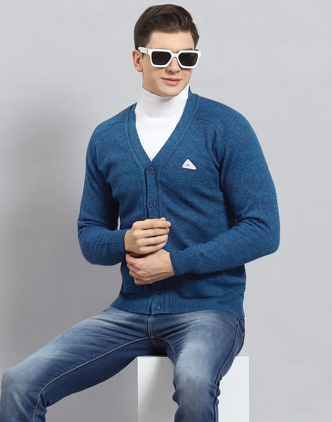 Men Turquoise Blue Solid V Neck Full Sleeve Cardigan