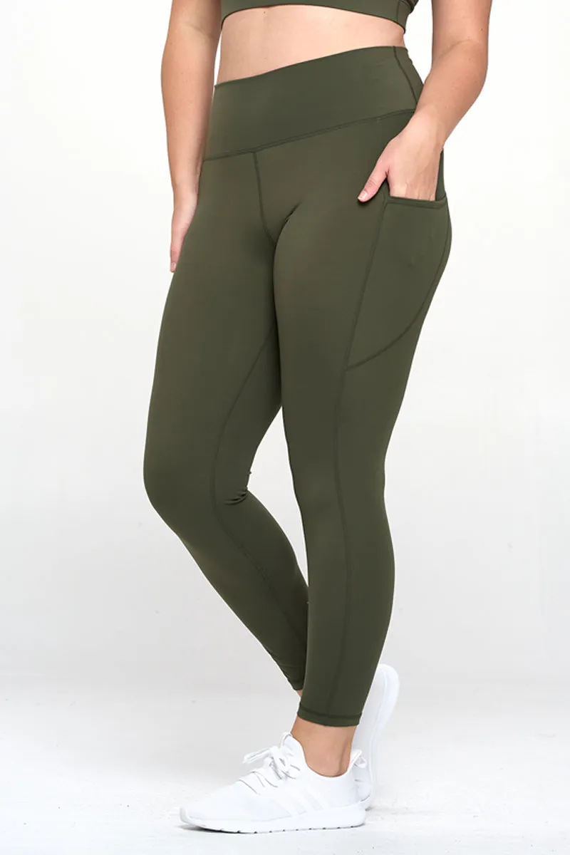 Plus Size Ultra-Soft Tech Pocket Active Leggings