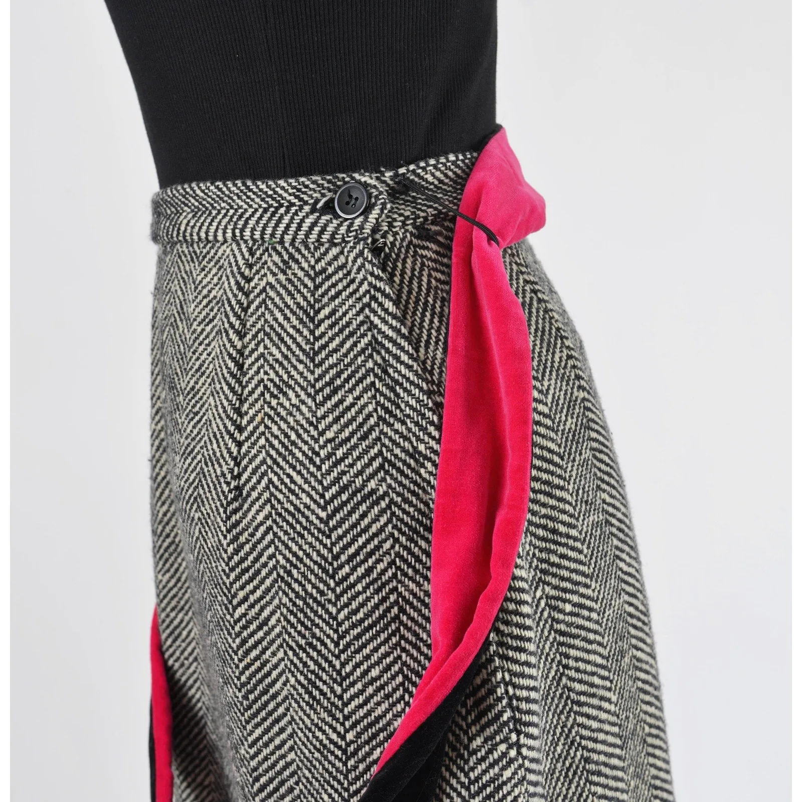 Vintage 70s Herringbone Wool A-line Maxi Skirt with Velvet Tie Belt Pink and Black size S