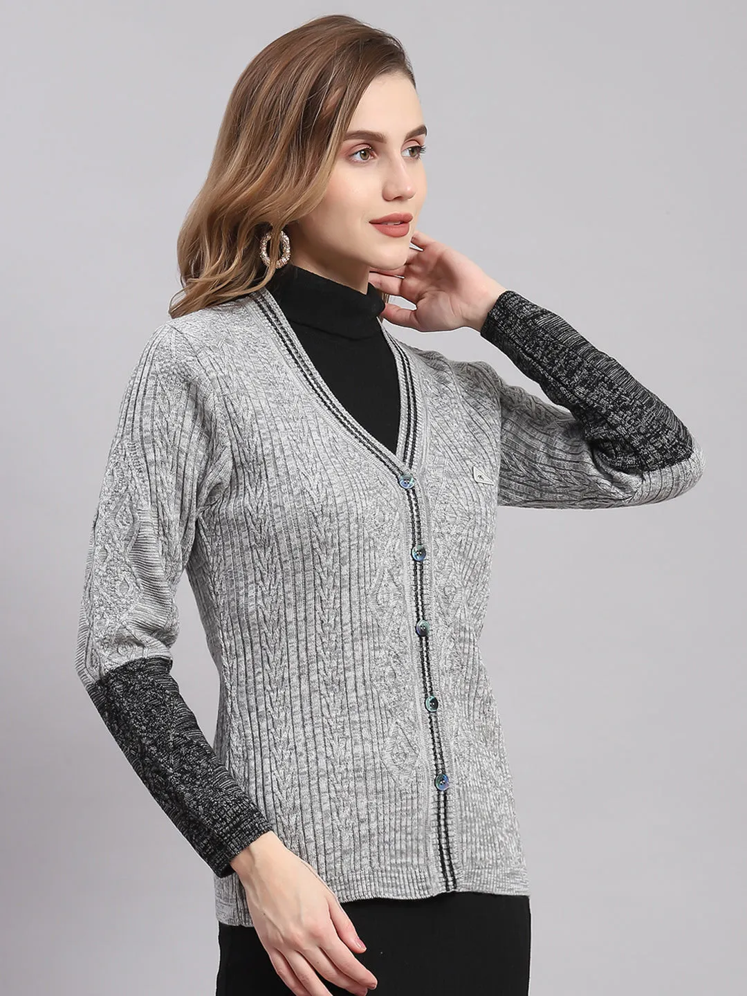 Women Grey Self Design V Neck Full Sleeve Cardigans